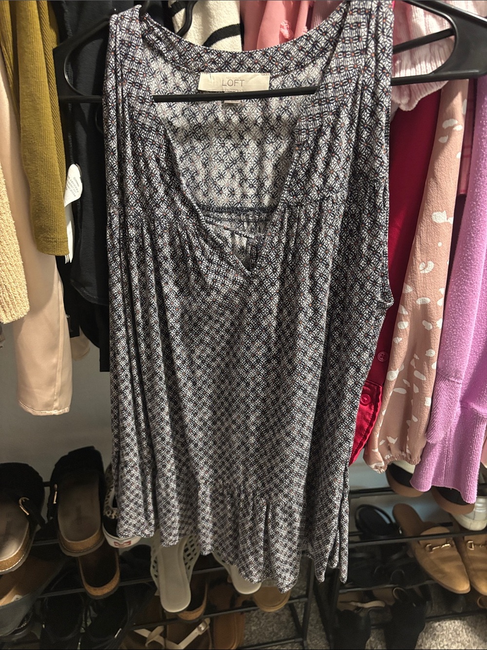LOFT Black and White Geometric Sleeveless Top